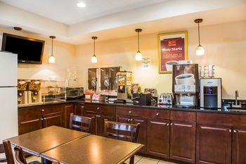 Econo Lodge Norwalk Eksteriør bilde